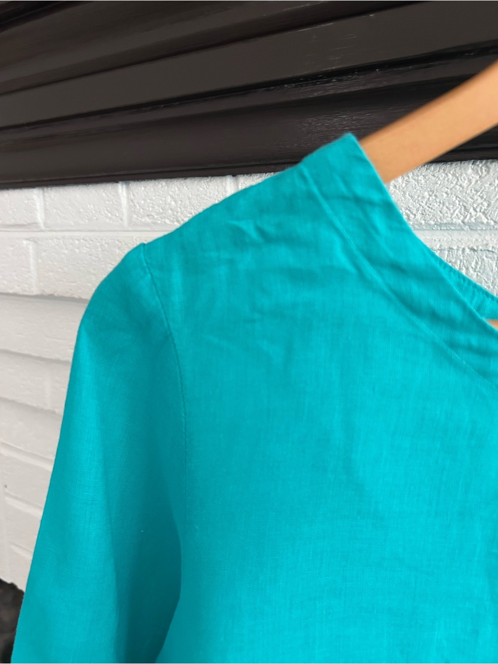Nicole Miller Linen Turquoise Boatneck Long-Sleeve Linen Top - Picture 2 of 4